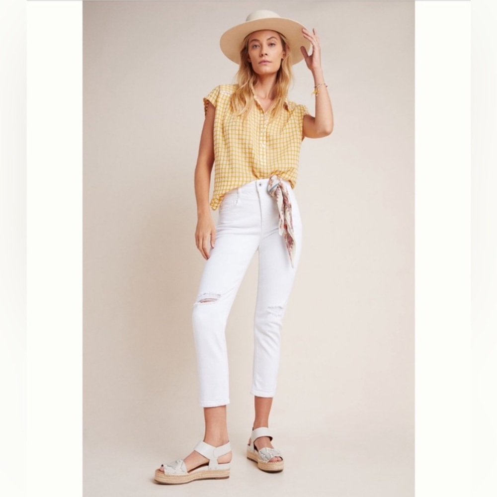 Anthropologie Pilcro white distressed denim jeans